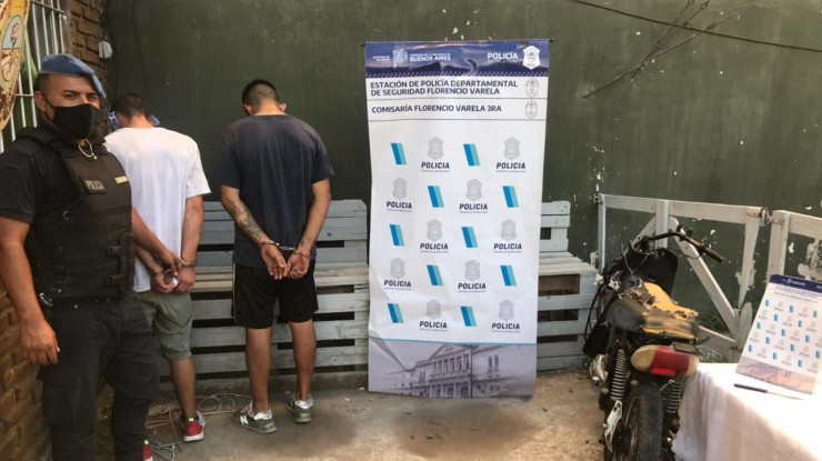 Motochorros detenidos por los vecinos